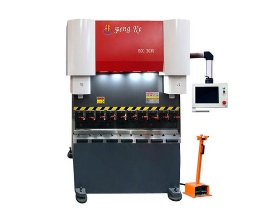 豐科機械創新純電伺服折彎機，乘勢折彎機節能環保新時代? 